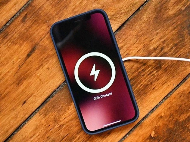 虹口苹果手机维修分享iPhone 12可以随便充电吗 